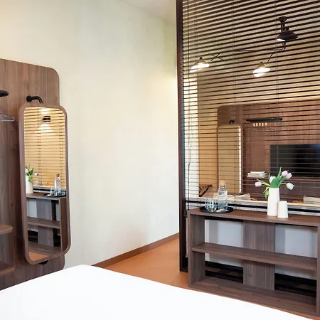 Susa Hotel 3*
