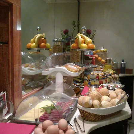 Hotell Susa 3*
